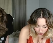 bluemoonbeer is a 18 year old couple webcam sex model.