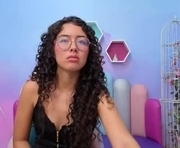 sashamonroee_ is a 21 year old female webcam sex model.