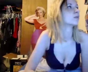 dimepiecexxx is a 21 year old female webcam sex model.