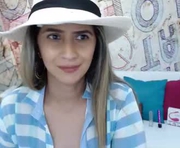 renata_t_ is a 31 year old female webcam sex model.