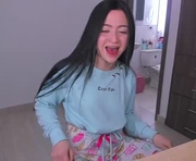 valerie07 is a 18 year old female webcam sex model.