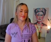 lorein_ is a 27 year old female webcam sex model.