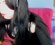 lizaboyd is a  year old female webcam sex model.