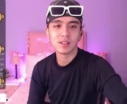 derekblack__ is a 21 year old shemale webcam sex model.