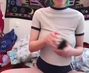 deadratsoup is a  year old female webcam sex model.