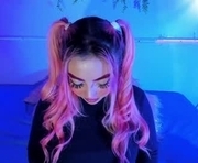 missy_bloom_ is a 22 year old female webcam sex model.