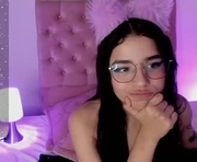 aliice_walker_ is a 19 year old female webcam sex model.