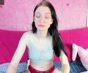 elsa_roy is a 18 year old female webcam sex model.