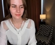darelbardon is a 18 year old female webcam sex model.