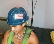 viniveexxiera is a  year old male webcam sex model.