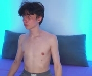 willsinn_ is a 18 year old male webcam sex model.