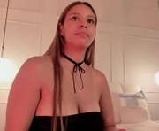 herabelle is a 24 year old female webcam sex model.