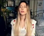 drop_slash is a 18 year old female webcam sex model.