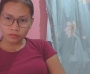 ezra_mae is a  year old female webcam sex model.