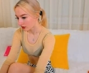 rosalifoxxx is a  year old female webcam sex model.