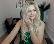 lesliemineg is a  year old female webcam sex model.