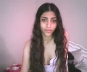 greencheek0 is a  year old female webcam sex model.