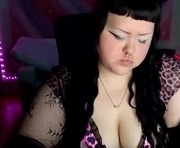 sendforember is a 27 year old female webcam sex model.
