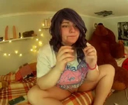 meowut is a 19 year old female webcam sex model.