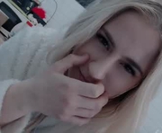ommnia is a 24 year old female webcam sex model.