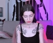 prettybones is a 22 year old female webcam sex model.