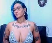 toothyy is a 35 year old female webcam sex model.