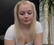 margot_robbie7 is a  year old female webcam sex model.