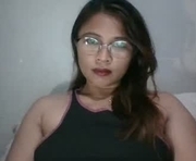 mia_bella04 is a  year old female webcam sex model.