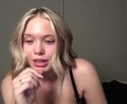 itsmadisynmae is a  year old female webcam sex model.