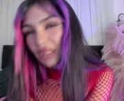 shurtty_legraan is a 24 year old female webcam sex model.