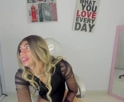 brianna_roxx is a  year old shemale webcam sex model.