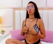 aleskadiaz_ is a 27 year old female webcam sex model.