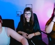 rosa_melt is a  year old couple webcam sex model.