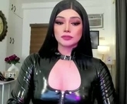 jilianward is a 23 year old shemale webcam sex model.