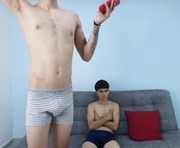 xperiencesx is a 18 year old couple webcam sex model.