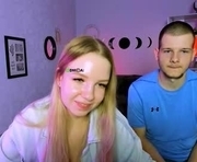 jasper_deeper is a  year old couple webcam sex model.