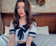 dream_melody is a 19 year old female webcam sex model.