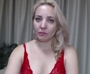 ohsweetmari is a 35 year old female webcam sex model.