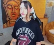 dakotarussell_ is a 21 year old female webcam sex model.