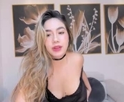 anniemonroe1 is a 22 year old female webcam sex model.