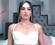 mara_sans is a 19 year old shemale webcam sex model.