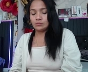 parily is a  year old female webcam sex model.