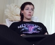 blake_luna is a 30 year old female webcam sex model.