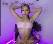 musa_ch is a 18 year old female webcam sex model.