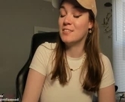 margotdiamond is a 21 year old female webcam sex model.