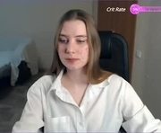 murrrworren is a 18 year old female webcam sex model.