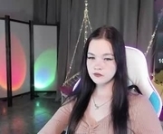 chloewalsh is a  year old female webcam sex model.