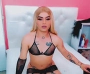 sophi_avenus is a  year old shemale webcam sex model.