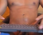 liambyrne is a 18 year old male webcam sex model.