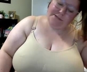 krystleashley is a 32 year old female webcam sex model.